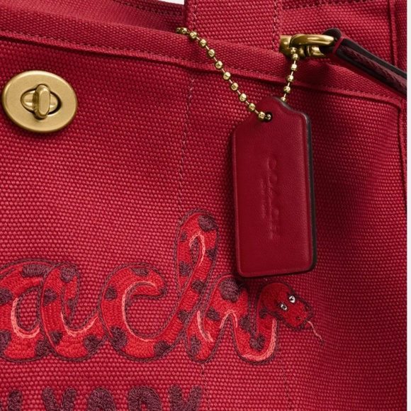 Authentic Coach New Year Cargo Tote Bag With Coach Snake Script - Picture 3 of 4